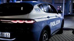 26ENNE BENGALESE ARRESTATO PER MALTRATTAMENTI E VIOLENZA SESSUALE NEI CONFRONTI DELLA COMPAGNA.
EFFETTUATO ARRESTO IN FLAGRANZA DIFFERITA