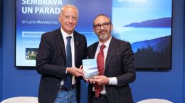 ‘Sembrava un Paradiso’, l’ultima fatica letteraria del prof. Montecchio. Pan (Lega- LV): “Il libro ci aiuta a riflettere sul fatto che non ci rendiamo conto di quanto bello sia il nostro Veneto, un paradiso appunto”.