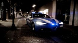 LA SQUADRA MOBILE ARRESTA 31ENNE TUNISINO PER SPACCIO NELL’ISOLA MEMMIA. È RISULTATO REGOLARE TITOLARE DI UN PERMESSO DI SOGGIORNO PER MOTIVI DI LAVORO COME BADANTE