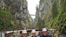Presidente Ciambetti: “Ho visitato i restauri dei Serrai di Sottoguda con i colleghi Sandonà e Cestaro: un lavoro eccezionale e spero che i veneti vengano a vedere questo spazio magico restituito ai cittadini nella sua aspra bellezza”
