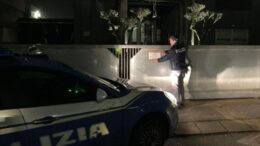 QUESTORE DISPONE PER MOTIVI DI SICUREZZA PUBBLICA, LA CHIUSURA PER GG. 45 DI UN LOCALE DI PUBBLICO SPETTACOLO DI SANTA GIUSTINA IN COLLE.
DURANTE IL CONTROLLO SEQUESTRATA DROGA, TIRAPUGNI, ACCERTATO SOVRAFFOLLAMENTO ED ALTRE VIOLAZIONI