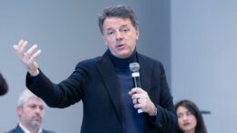 Renzi “Fra Trump e Putin non è stata telefonata pace universale”