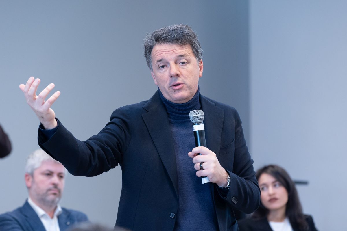 Renzi “Fra Trump e Putin non è stata telefonata pace universale” Renzi “Fra Trump e Putin non è stata telefonata pace universale”