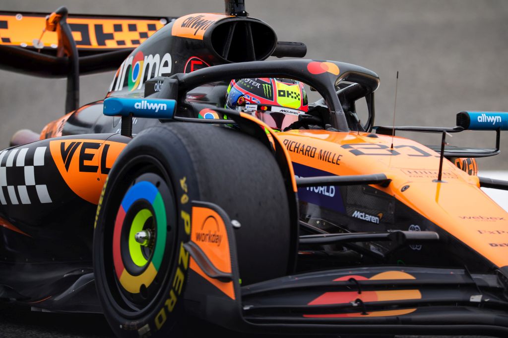 Doppietta McLaren a Shanghai, vince Piastri. Squalificati Leclerc e Hamilton Doppietta McLaren a Shanghai, vince Piastri. Squalificati Leclerc e Hamilton