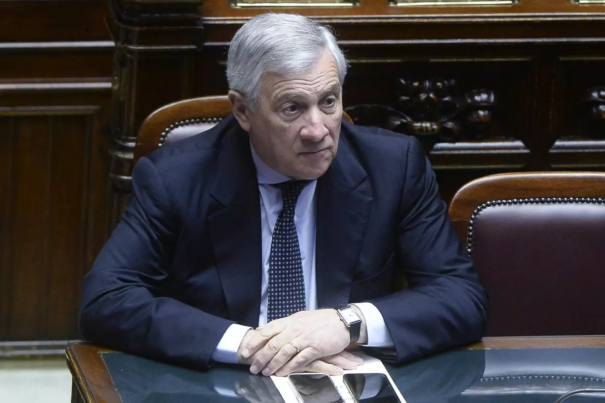 Tajani “Opposizioni si illudono, governo andrà avanti” Tajani “Opposizioni si illudono, governo andrà avanti”