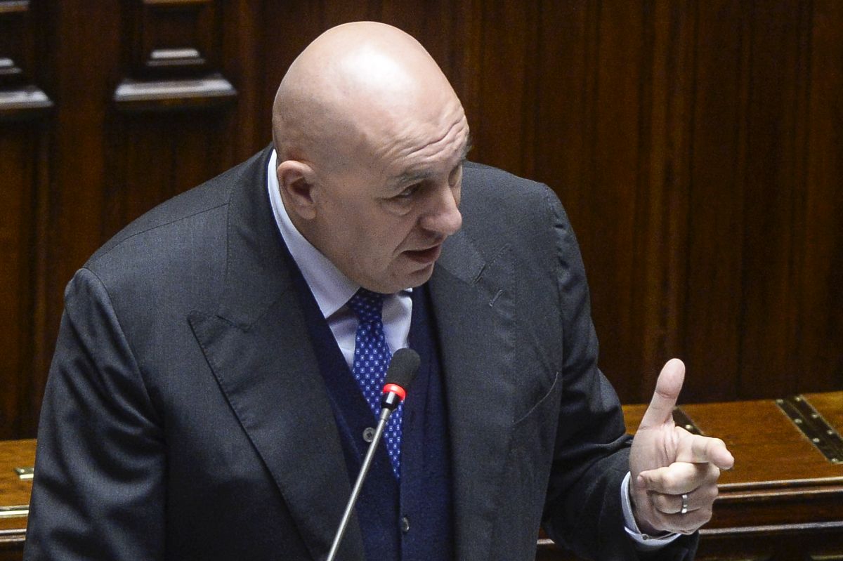 Crosetto “La Nato unico ombrello difensivo utilizzabile” Crosetto “La Nato unico ombrello difensivo utilizzabile”