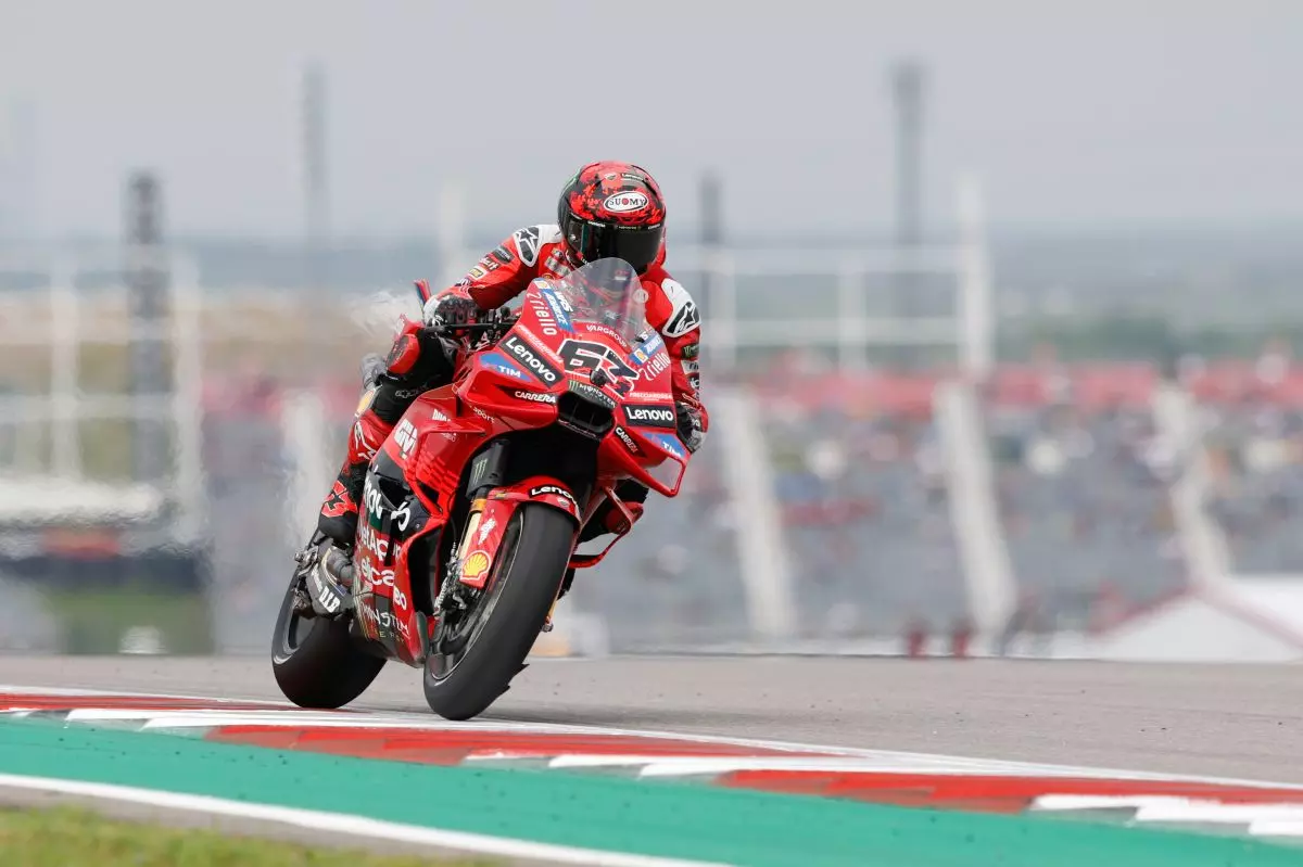 Marc Marquez scivola e Bagnaia vince il GP delle Americhe Marc Marquez scivola e Bagnaia vince il GP delle Americhe