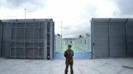 Migranti, decreto Albania oggi sul tavolo del Cdm?