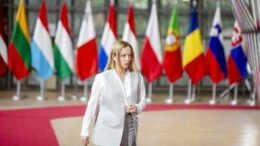 Meloni a Bruxelles dopo aver infiammato Camera su Ventotene: “Non è la mia Europa”
