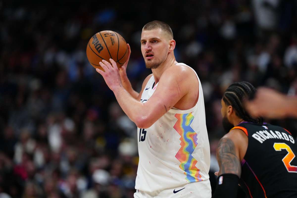 A Denver non basta uno Jokic stellare, Curry trascina i Warriors A Denver non basta uno Jokic stellare, Curry trascina i Warriors