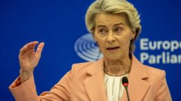 Dazi, Von der Leyen “Vogliamo negoziare ma da una posizione di forza”