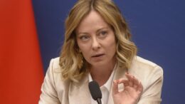 Dazi, Meloni annulla impegni per concentrarsi su azioni da intraprendere