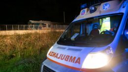 Auto contro un albero, morti quattro giovanissimi nel tarantino
