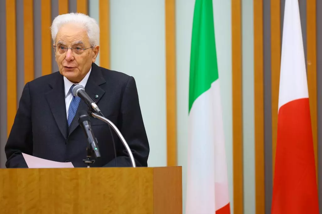 Mattarella “Impegno Polizia affonda radici in lotta Liberazione” Mattarella “Impegno Polizia affonda radici in lotta Liberazione”