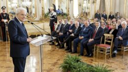 Mattarella “Di fronte a pericoli nuovi polizia dà sicurezza e speranza”