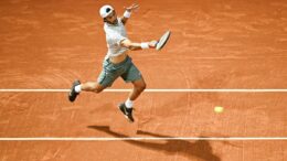 Musetti batte Tsitsipas e vola in semifinale a Montecarlo