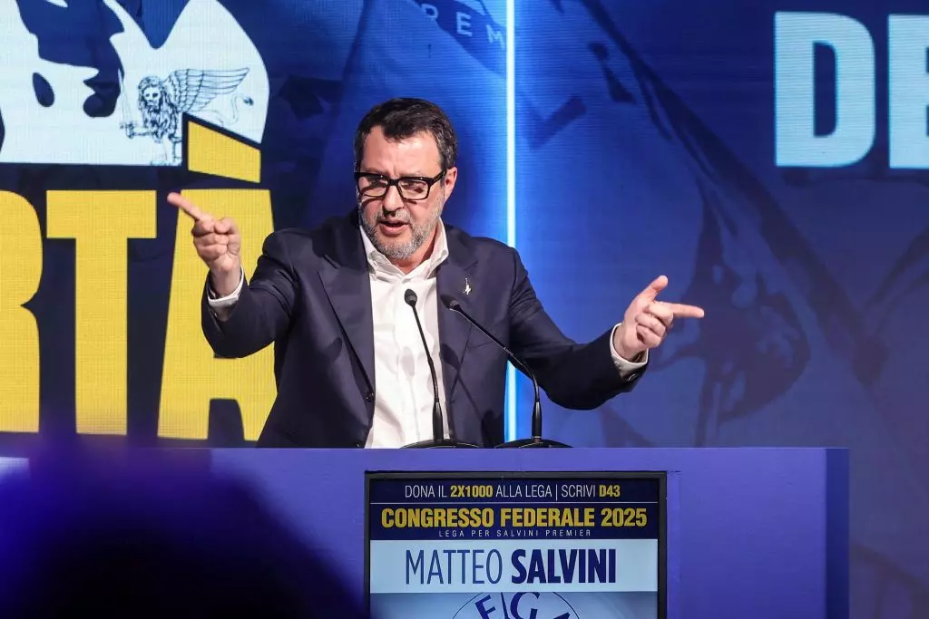 Salvini “Lega contrasterà chi ostacola la pace” Salvini “Lega contrasterà chi ostacola la pace”