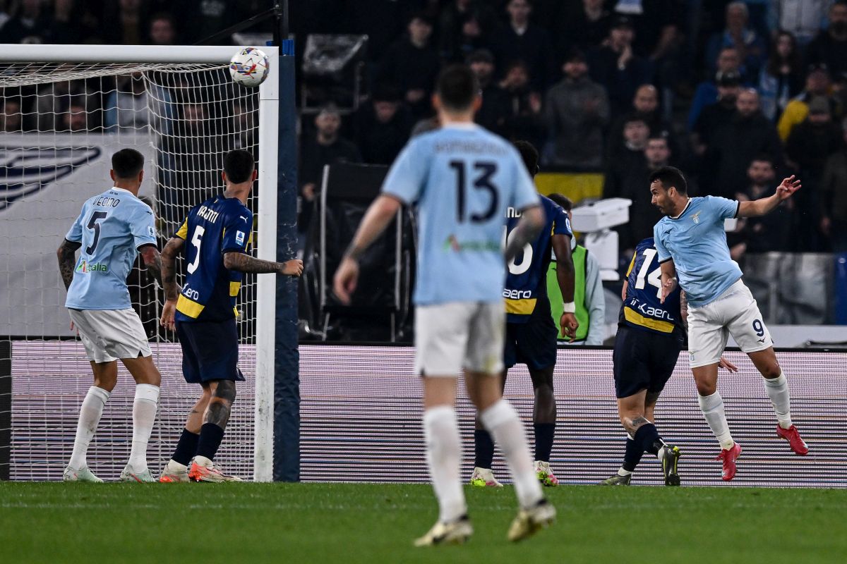 Pedro salva la Lazio, pari in rimonta contro il Parma Pedro salva la Lazio, pari in rimonta contro il Parma