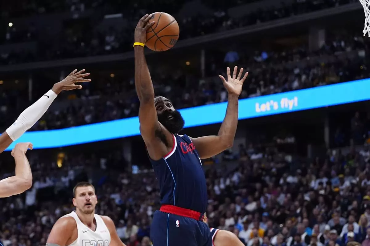 Boston e Indiana alle semifinali di Conference, Denver avanti 3-2 nella serie con i Clippers Boston e Indiana alle semifinali di Conference, Denver avanti 3-2 nella serie con i Clippers