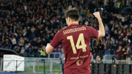 Shomurodov regala tre punti alla Roma, Verona ko 1-0