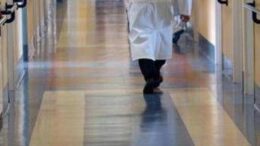 Sanità e liste d’attesa, sei italiani su dieci hanno dovuto rinunciare almeno a un esame
