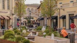 Serravalle Designer Outlet, 25 anni di storia del primo outlet italiano
