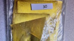 LA POLIZIA DI STATO ESEGUE IL SEQUESTRO PREVENTIVO DI UN IMMOBILE DISPOSTO DALL’AUTORITA’ GIUDIZIAIRA, SITO A VIGONOVO ED INTESTATO FITTIZIAMENTE AD UN PRESTANOME, UN VENEZIANO, MA IN REALTA’ RICONDUCIBILE AD UN NOTO PREGIUDICATO PADOVANO