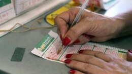 Superenalotto, numeri combinazione vincente 1 aprile