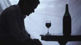 Alcol, Iss: 8 mln italiani consumatori a rischio, oltre 4mln ‘binge drinker’