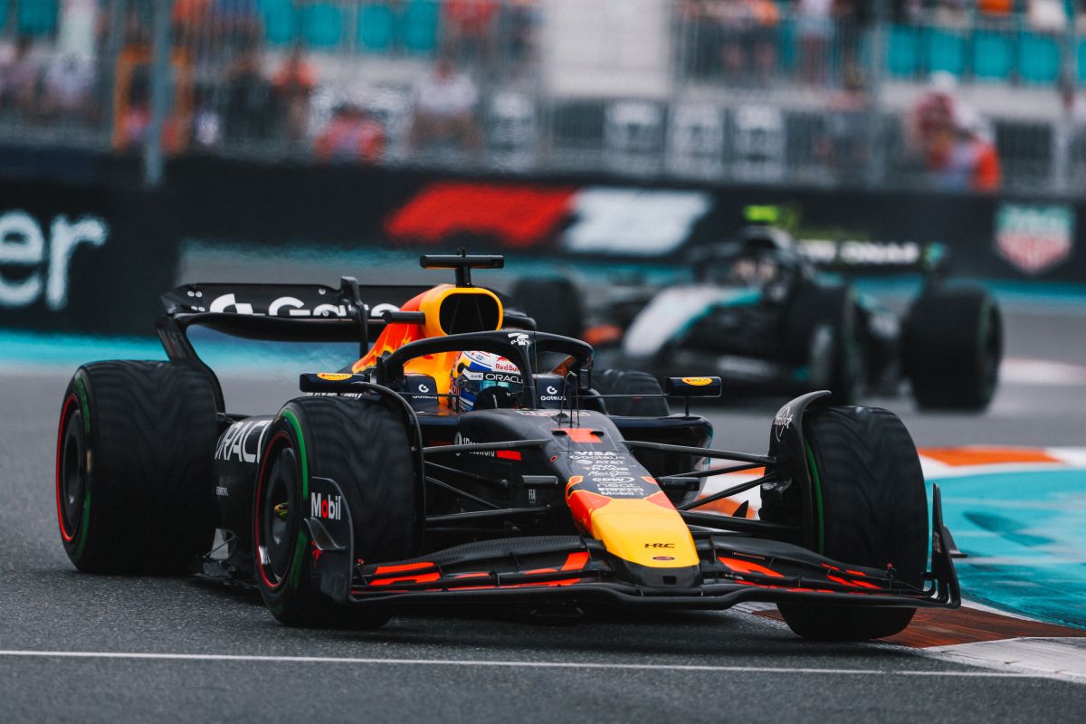 Verstappen conquista la pole a Miami, Antonelli in seconda fila Verstappen conquista la pole a Miami, Antonelli in seconda fila