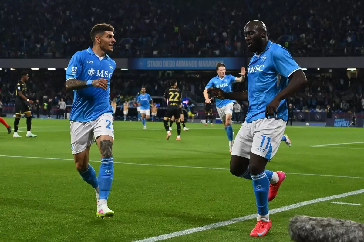 Il Napoli frena in testa, 2-2 col Genoa e l’Inter torna a -1 Il Napoli frena in testa, 2-2 col Genoa e l’Inter torna a -1