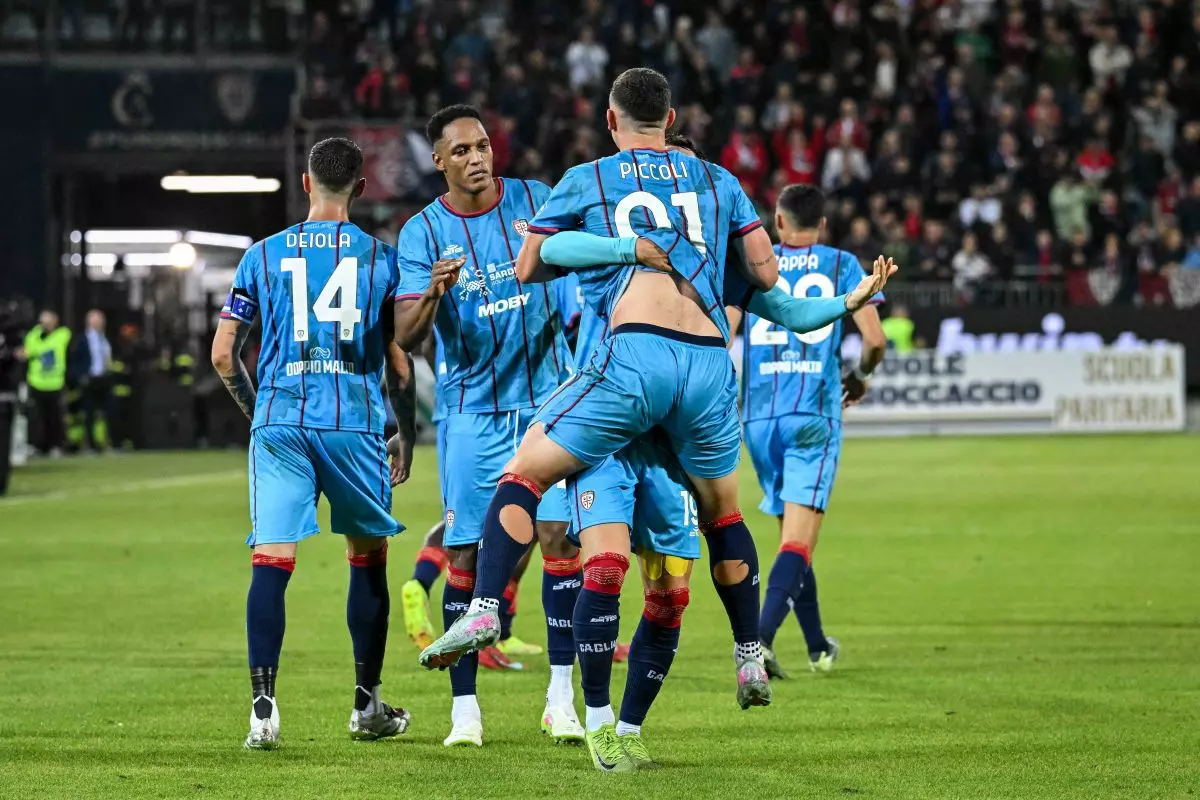 Cagliari-Venezia 3-0, i sardi festeggiano la salvezza Cagliari-Venezia 3-0, i sardi festeggiano la salvezza