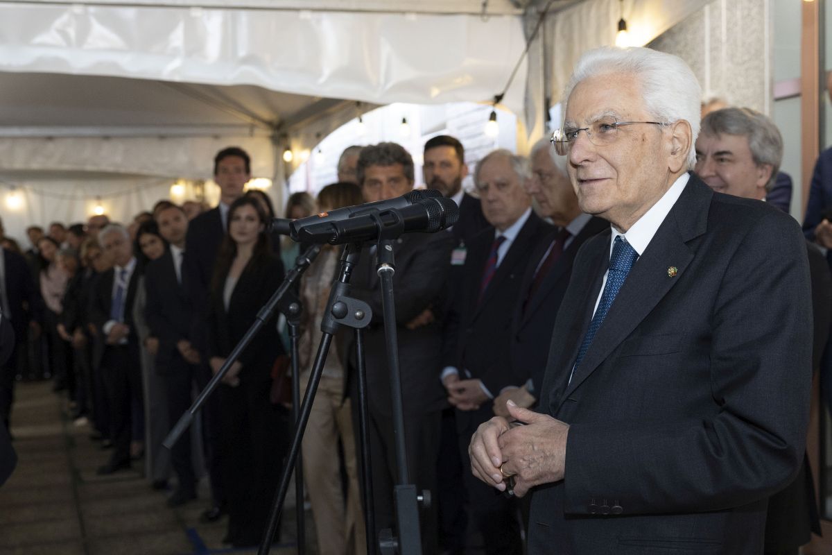 Mattarella “La vita dell’Italia strettamente intrecciata con l’Ue” / Video Mattarella “La vita dell’Italia strettamente intrecciata con l’Ue” / Video