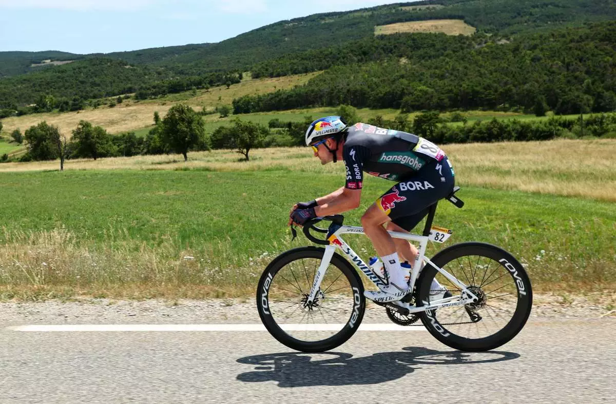 Denz vince a Cesano Maderno, Del Toro resta maglia rosa Denz vince a Cesano Maderno, Del Toro resta maglia rosa
