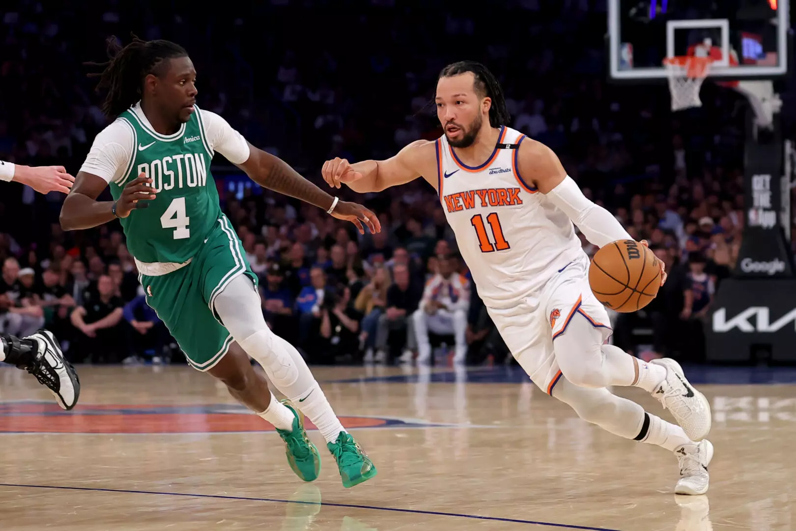 New York travolge Boston e vola in finale di Eastern Conference New York travolge Boston e vola in finale di Eastern Conference