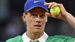 Esordio vincente per Sinner al Roland Garros, Rinderknech battuto in tre set