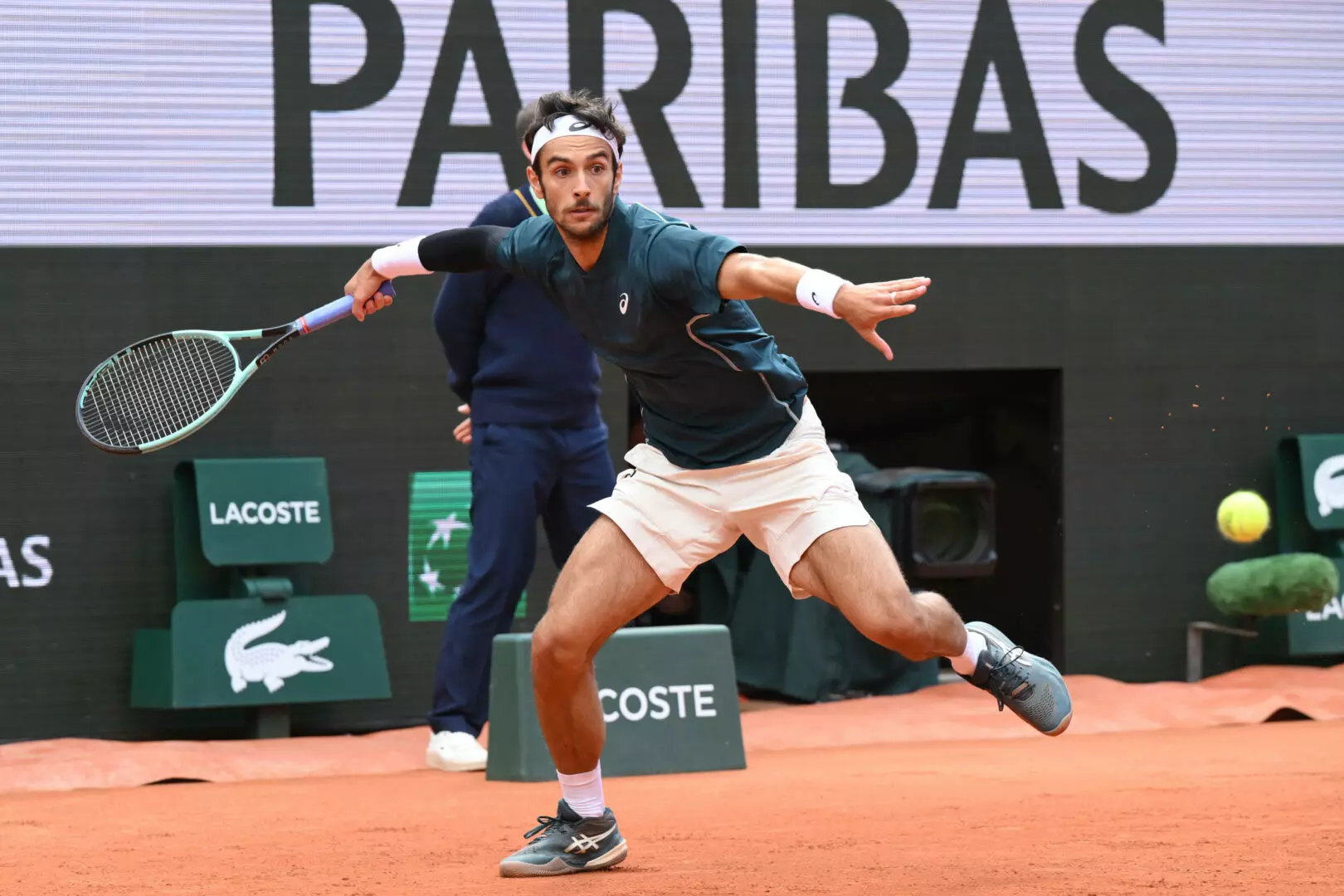 Esordio ok per Musetti a Parigi, celebrato Re Nadal Esordio ok per Musetti a Parigi, celebrato Re Nadal