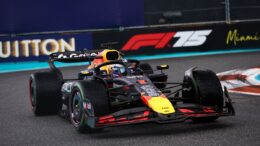 Verstappen in pole a Miami, a Norris la sprint. Sabato complicato per la Ferrari