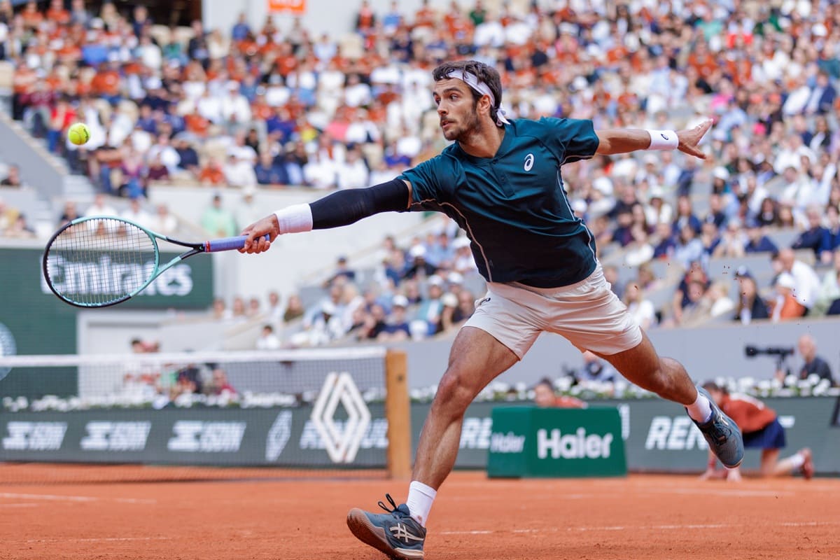 Musetti e Paolini al terzo turno del Roland Garros, tutto facile contro Galan e Tomljanovic Musetti e Paolini al terzo turno del Roland Garros, tutto facile contro Galan e Tomljanovic