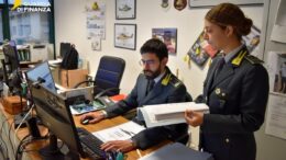 Circuisce l’anziano zio e gli sottrae 250.000 euro, un uomo denunciato a Pordenone