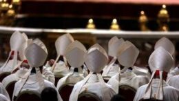Conclave: la scelta che toglie il sonno, l’effetto ‘cum clave’, la durata spartiacque. Analisi dello psichiatra