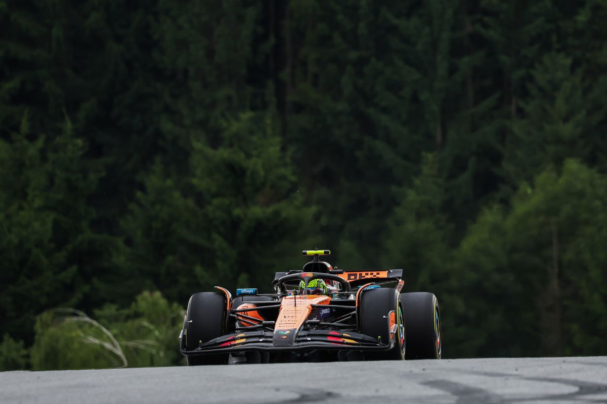 McLaren subito in evidenza in Austria, quinto tempo per Leclerc McLaren subito in evidenza in Austria, quinto tempo per Leclerc
