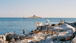 Vacanze, in fuga da overtourism? Ecco le mete meno affollate per l’estate secondo Evaneos