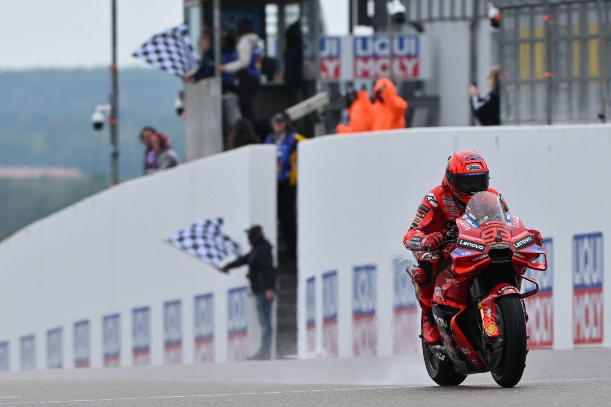 Al Sachsenring vince Marc Marquez, preceduti Alex e Bagnaia Al Sachsenring vince Marc Marquez, preceduti Alex e Bagnaia