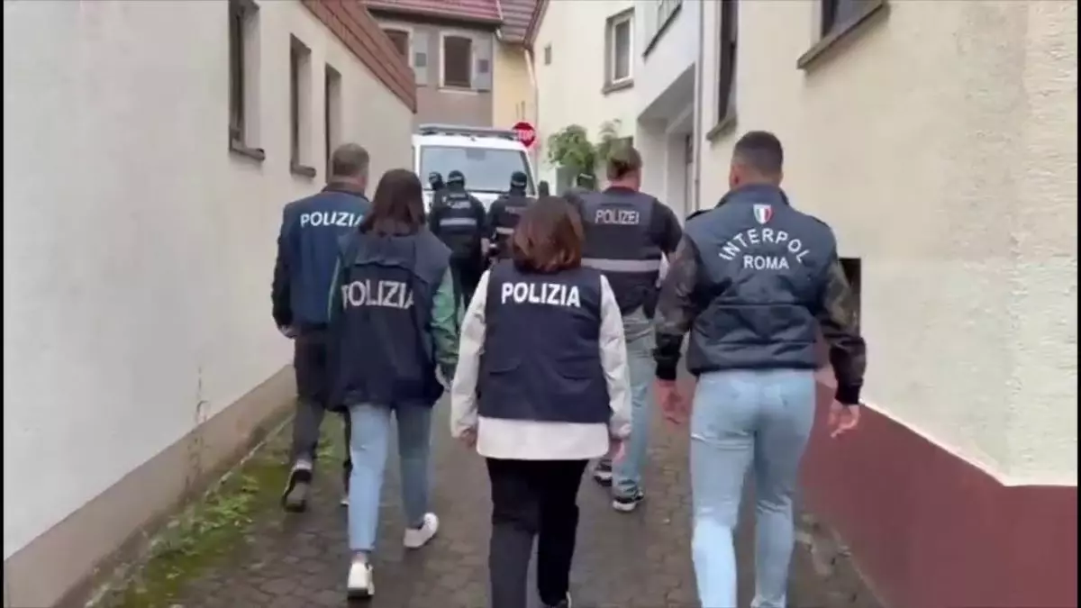 Arrestato somalo per traffico di migranti, omicidio e tortura Arrestato somalo per traffico di migranti, omicidio e tortura
