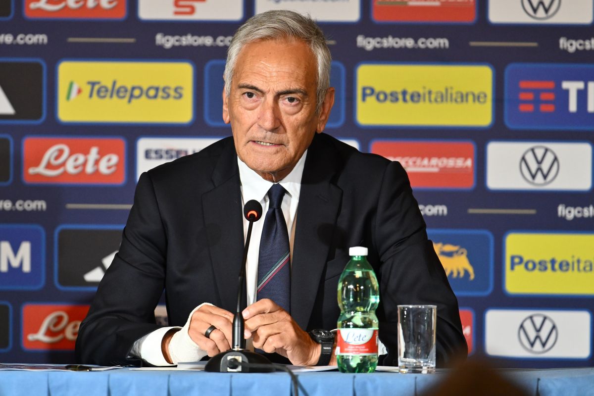 Gravina “Dispiaciuti per Donnarumma, ma è il più forte” Gravina “Dispiaciuti per Donnarumma, ma è il più forte”