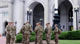 Trump schiera Guardia Nazionale armata a Washington: “Pronta a reagire”