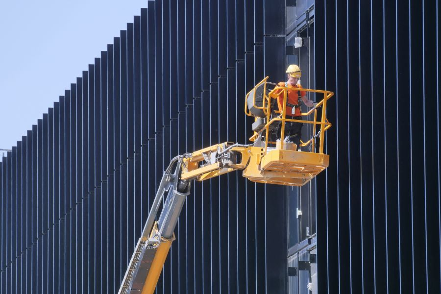 Incidenti sul lavoro: tre operai morti tra Sicilia, Lombardia e Piemonte Incidenti sul lavoro: tre operai morti tra Sicilia, Lombardia e Piemonte