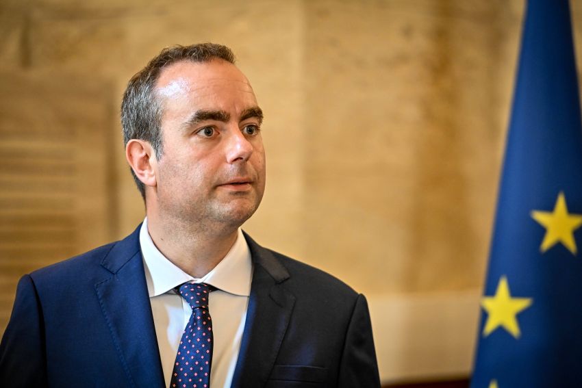 Francia, Macron nomina Lecornu primo ministro Francia, Macron nomina Lecornu primo ministro