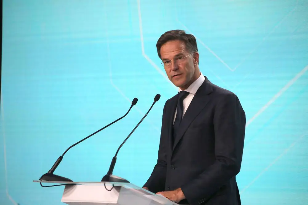 Rutte “La Nato rafforzerà il suo fianco orientale” Rutte “La Nato rafforzerà il suo fianco orientale”